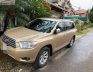 Toyota Highlander 2010 - Cần bán gấp Toyota Highlander sản xuất năm 2010, xe nhập chính chủ