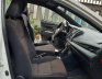 Toyota Yaris 2015 - Cần bán lại xe Toyota Yaris sản xuất năm 2015, màu trắng số tự động