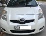 Toyota Yaris 2010 - Bán ô tô Toyota Yaris 1.3 AT năm 2010, màu trắng, nhập khẩu nguyên chiếc số tự động, giá 375tr