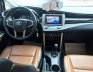Toyota Innova 2.0G 2018 - Bán ô tô Toyota Innova 2.0G sản xuất 2018, màu trắng, giá thương lượng