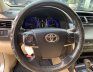 Toyota Camry 2.0E 2015 - Cần bán lại xe Toyota Camry 2.0E đời 2015, giá chỉ 770 triệu