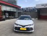 Toyota Camry 2.5Q 2019 - Cần bán xe Toyota Camry 2.5Q 2019 màu trắng, nhập Thái, chính hãng Toyota Sure
