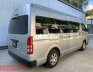 Toyota Hiace 2016 - Bán Toyota Hiace năm sản xuất 2016, màu bạc, nhập khẩu nguyên chiếc, giá chỉ 720 triệu