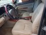 Toyota Camry 2002 - Cần bán gấp Toyota Camry sản xuất 2002 xe gia đình giá chỉ 220tr