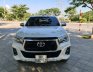 Toyota Hilux   2018 - Cần bán lại xe Toyota Hilux năm 2018, màu trắng, nhập khẩu 