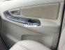 Toyota Innova E 2015 - Cần bán xe Toyota Innova E năm sản xuất 2015, màu bạc xe gia đình