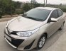 Toyota Vios 2019 - Bán xe Toyota Vios sản xuất năm 2019, màu ghi vàng giá tốt