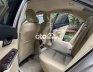 Toyota Camry 2017 - Bán Toyota Camry 2.0E năm 2017, màu vàng xe gia đình, 740tr
