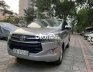 Toyota Innova 2.0E 2017 - Bán xe Toyota Innova 2.0E năm 2017, màu bạc, số sàn