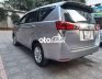 Toyota Innova 2.0E 2017 - Bán xe Toyota Innova 2.0E năm 2017, màu bạc, số sàn