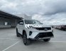 Toyota Fortuner 2022 - Bán ô tô Toyota Fortuner 2.4AT 4x2 Legender sản xuất 2022, màu trắng, nhiều ưu đã hấp dẫn