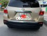Toyota Highlander 2013 - Cần bán gấp Toyota Highlander sản xuất 2013, màu vàng, xe nhập