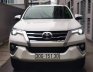 Toyota Fortuner 2017 - Bán Toyota Fortuner 2.7V 4x4 AT sản xuất 2017, màu trắng, nhập khẩu nguyên chiếc