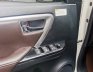 Toyota Fortuner 2017 - Bán Toyota Fortuner 2.7V 4x4 AT sản xuất 2017, màu trắng, nhập khẩu nguyên chiếc