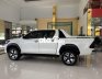 Toyota Hilux 2020 - Màu trắng, nhập khẩu, số tự động