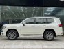 Toyota Land Cruiser 2022 - Màu trắng, nhập khẩu