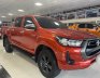 Toyota Hilux 2020 - Màu đỏ, nhập khẩu nguyên chiếc