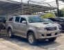 Toyota Hilux 2015 - Màu bạc, nhập khẩu nguyên chiếc số sàn