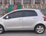 Toyota Yaris 2007 - Màu bạc, xe gia đình