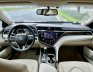 Toyota Camry 2019 - Như mới full option chạy chuẩn 1,9v km