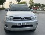 Toyota Fortuner 2010 - Máy dầu tiết kiệm nhiên liệu - Xe gia đình nói không với dịch vụ