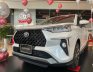 Toyota Veloz Cross 2022 - Xe nhập khẩu Indonesia - Nhiều ưu đãi và quà tặng hấp dẫn
