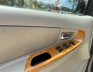 Toyota Innova 2010 - Màu bạc xe gia đình