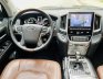 Toyota Land Cruiser 2016 - Màu đen, xe nhập