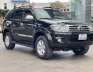 Toyota Fortuner 2011 - Màu đen, giá chỉ 425 triệu