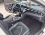 Toyota Camry 2020 - Xe màu trắng
