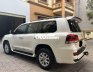 Toyota Land Cruiser LandCuiserV8 đời 2016 màu trắng 2016 - LandCuiserV8 đời 2016 màu trắng