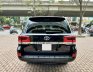 Toyota Land Cruiser 2019 - Màu đen, nhập khẩu chính chủ