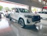 Toyota Hilux 2023 - Màu trắng giao ngay