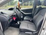 Toyota Yaris 2012 - Xe màu bạc xe gia đình 