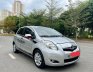 Toyota Yaris 2012 - Xe màu bạc xe gia đình 