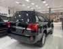 Toyota Land Cruiser 2013 - Màu đen, xe nhập