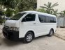 Toyota Hiace 2011 - Xe đẹp, vẫn chở khách bình thường