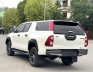 Toyota Hilux 2020 - Tên tư nhân biển phố
