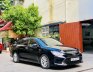 Toyota Camry 2017 - Màu đen, giá 609 triệu