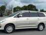 Toyota Innova 2.0E 2015 - Toyota Innova 2.0 E 2015 số sàn, màu xám