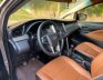 Toyota Innova 2.0G 2019 - Bán xe TOYOTA INNOVA 2019 số sàn, màu xám xe mua từ hàng ra