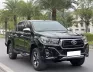 Toyota Hilux 4x4 2019 - Bán xe Toyota Hilux 4x4 đời 2019, màu đen