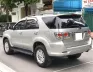 Toyota Fortuner 2.7V 4x2 AT 2015 - Bán Toyota Fortuner 2.7V 4x2 AT đời 2015, màu bạc, 470tr