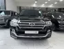 Toyota Land Cruiser VX 2019 - Cần bán Toyota Land Cruiser VX sản xuất  2019 cam kết xe siêu đẹp 