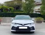 Toyota Camry 2.0Q 2022 - Cần bán Toyota Camry 2.0Q đời 2022, màu trắng, nhập khẩu chính hãng