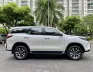 Toyota Fortuner legender 4x2 AT 2021 - Cần bán Toyota Fortuner legender 4x2 AT đời 2021, màu trắng, giá 985tr