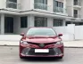 Toyota Camry 2.5Q 2021 - Cần bán xe Toyota Camry 2.5Q 2021, màu đỏ, nhập khẩu nguyên chiếc, giá 980tr