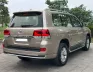 Toyota Land Cruiser LC200 2015 - Em đang có chiếc Toyota Land Cruser VX 4.6V8 sản xuất cuối 2015 model 2016. 