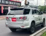 Toyota Fortuner Fortuner 2.7V AT 2016 - Bán xe Toyota Fortuner Fortuner 2.7V AT sản xuất 2016, màu bạc, giá chỉ 530 triệu